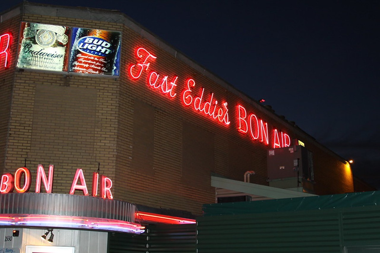  Your 21st birthday took place at Fast Eddie&#146;s Bon Air.
There&#146;s nowhere else. Make sure you bring cash.
Photo credit: Flickr / Aim&eacute;e Knight