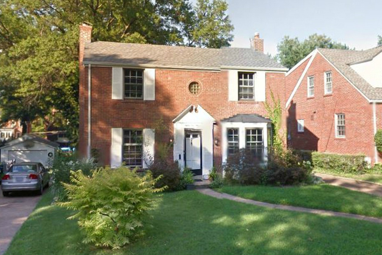 Exorcist House
located in Bel-Nor, a suburb of St. Louis
If you've seen The Exorcist, you have a general idea of the evil that happened in this house. It was a movie based off of a book of the true tale of a posessed 14-year-old boy. This was where he lived.
Photo credit: screengrab from Google Maps