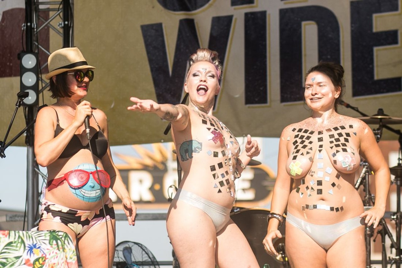 The 2018 World Naked Bike Ride Brought Lots of Bodies to the Grove