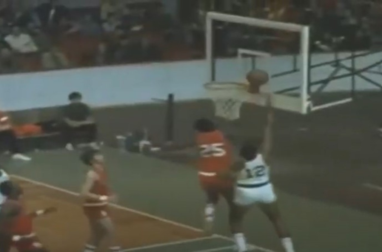 Screengrab via Back Rim Basketball / YouTube
