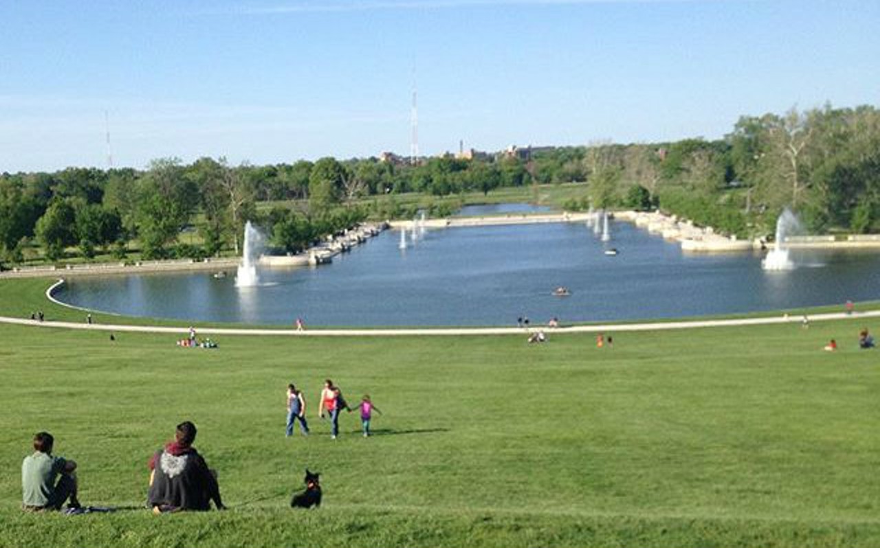 Bask in the sunshine on Art Hill. Bring some drinks, pick a spot and go to town. Photo courtesy of Instagram user callierthompson.