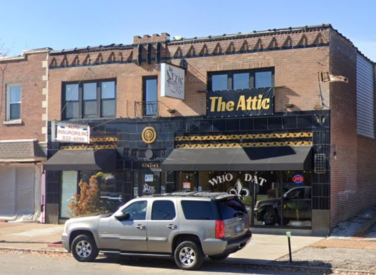 ATTIC MUSIC BAR
(4247 South Kingshighway Boulevard, 2nd Floor, theatticmusicbar.com)
VIBE: Hidden gem tucked away on the second floor on a busy south city street
TIP: Take an Uber. Finding decent parking in this area is close to impossible.