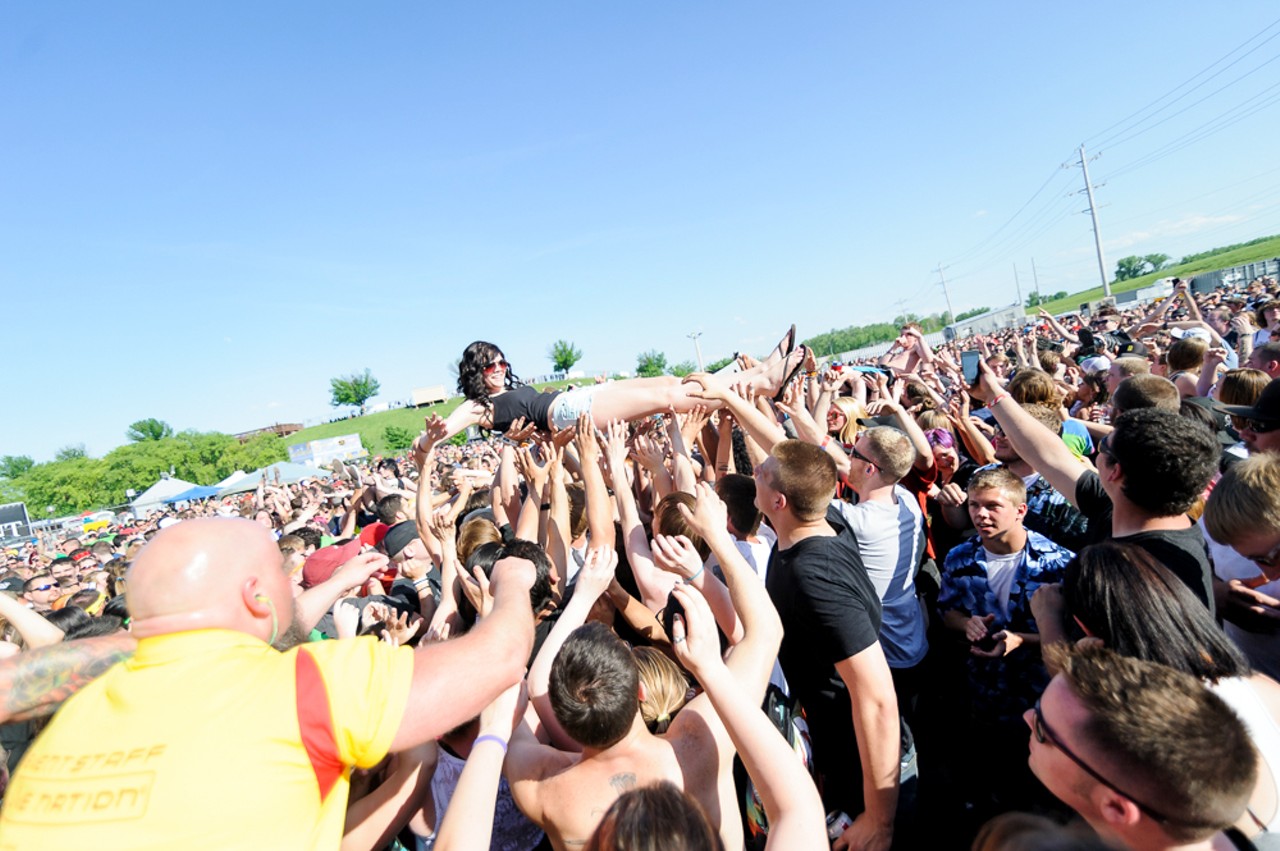 The Crowdsurfers of Pointfest 2014