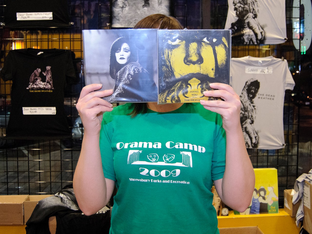 Dead Weather 45's were in hot demand, including new single "Die by the Drop."
