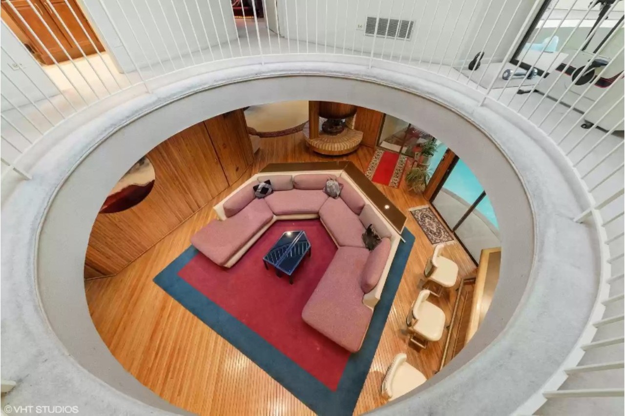 There's a Slide From the Bedroom to the Pool in This Illinois House [PHOTOS]