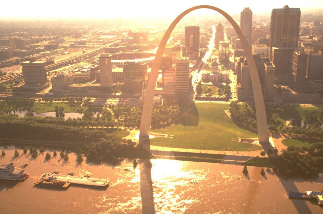 GATEWAY ARCH FLOOD OF 1993
"The Great Flood of 1993 was among the largest floods in St. Louis history. In August 1993 the river crested at 19 feet above flood stage, and the Missouri and Mississippi rivers joined more than 20 miles upstream from their normal confluence." - Andrew Wanko
FEMA images.