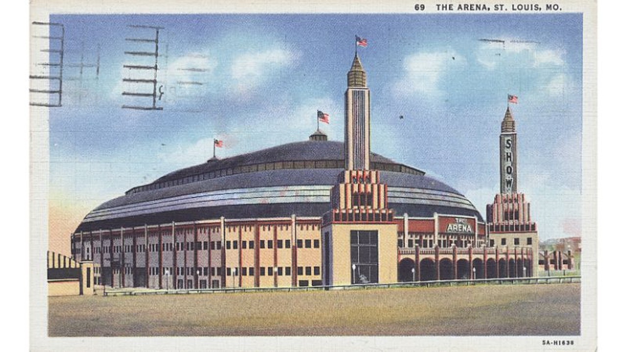 These Vintage Postcards Show St. Louis Has Always Been Fine
