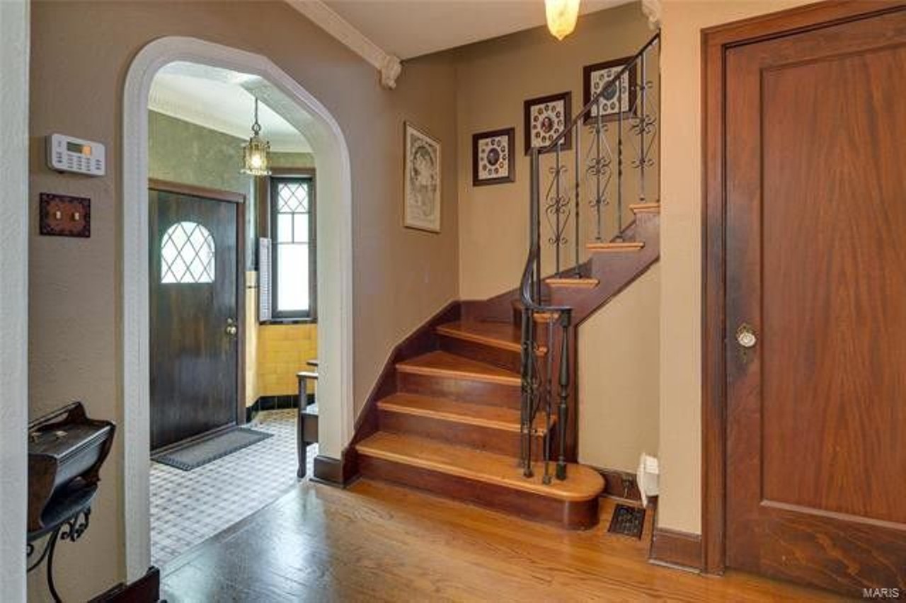 This Art Deco Beauty in the Heart of Princeton Heights Has Us Booking Movers