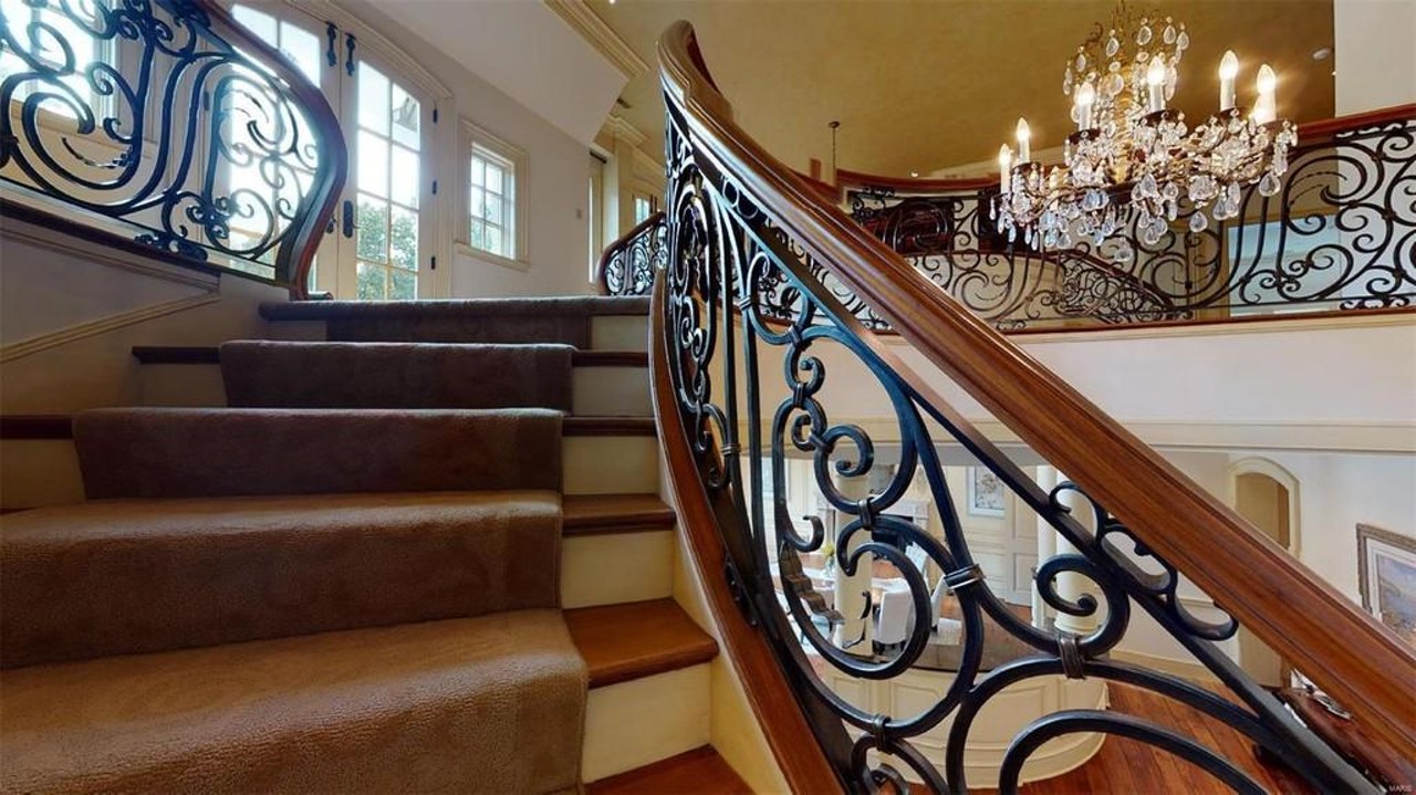 This Castle in St. Louis Looks Exactly Like a Kardashian House [PHOTOS]
