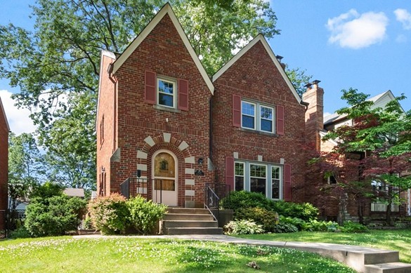 This Might Just Be the Prettiest House in St. Louis Hills [PHOTOS]