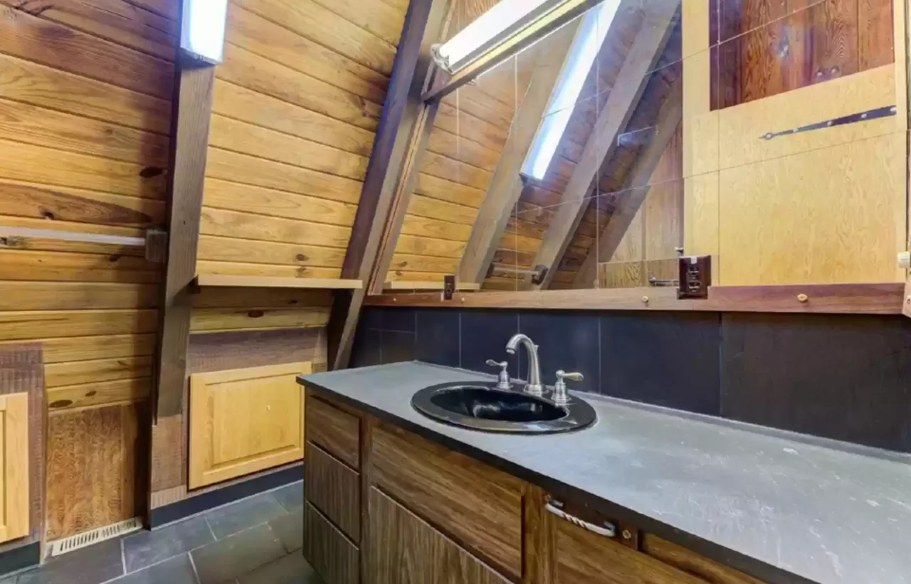 This Missouri A-Frame House is the Perfect Hideaway [PHOTOS]