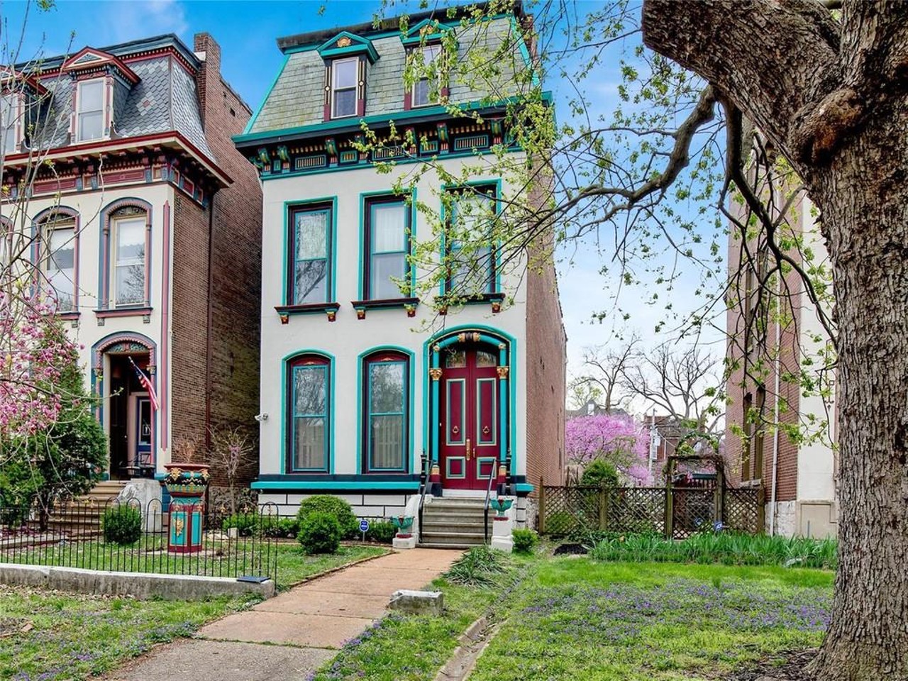 This Victorian Painted Lady in Lafayette Square Has a Magnificent Backyard [PHOTOS]