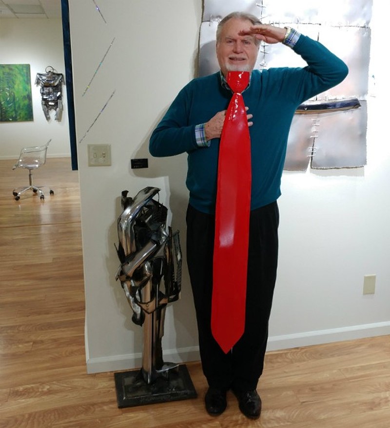 St. Louis Artist Gifts Trump a Gigantic Steel Tie