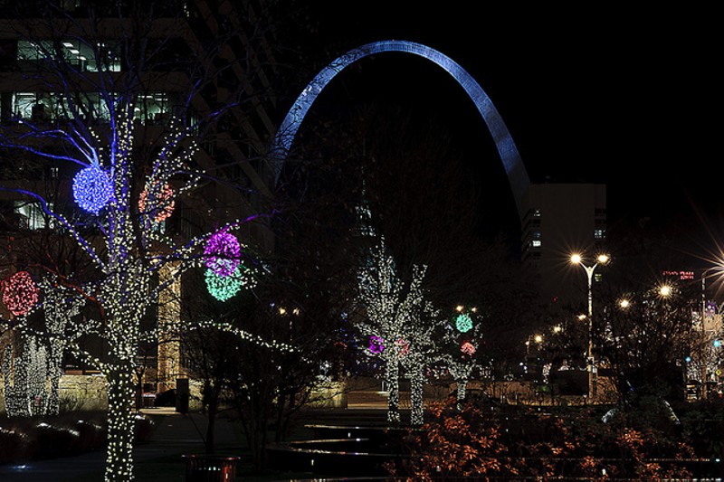 15 Thoughts Every St. Louisan Secretly Has During the Holiday Season, Probably