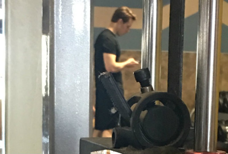 Josh Hawley Works Out in Columbia While Jefferson City Burns (3)