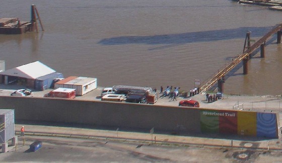 Fire crews on the MIssouri side of the river at 11:31 a.m.