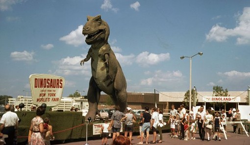 Northwest Plaza in its glory days, when dinosaurs still roamed the Earth. (Actually, 1966.) - nocostl.com/2009/10/time-capsule-northwest-plaza