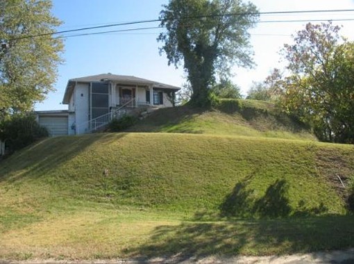 South St. Louis Burial Mound Up for Sale -- If You Can Offer More Than Indian Tribe