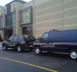 Police deployed a paddy wagon to the Galleria, just in case. - TONY D'SOUZA