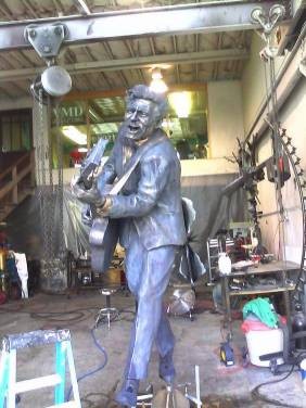 Update: Chuck Berry Statue Kerfuffle in U. City