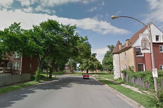 Fountain Park street where the victim was found. - via Google Maps
