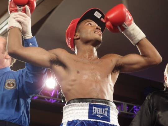 St. Louis amateur star Stephon Young won his professional debut with a suberb display of hand speed and, when he boxed, technical skills. - Albert Samaha