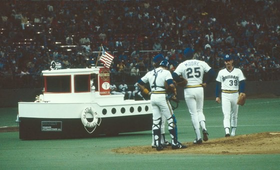 This was the Mariners' bullpen car in 1982, back when baseball still had cool things like bullpen cars. No, this isn't really related to the Cards' current bullpen, but I've been waiting to use this picture forever.