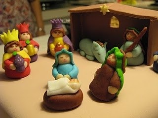 Little lord Jesus, laying down his super-sweet head. - Pauline Bakes the Cake!