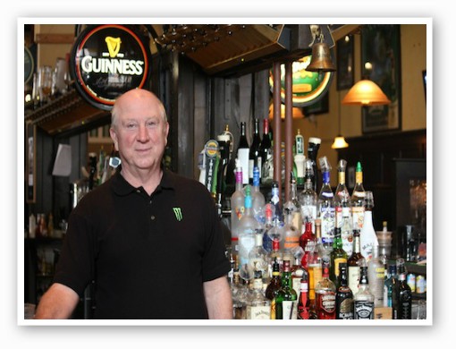 &nbsp;&nbsp;&nbsp;&nbsp;&nbsp;&nbsp;&nbsp;Bartender Bob Dolan at the Dubliner. | Kaitlin Steinberg