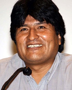 Bolivian President Evo Morales. Note the full head of lustrous hair. - Image via