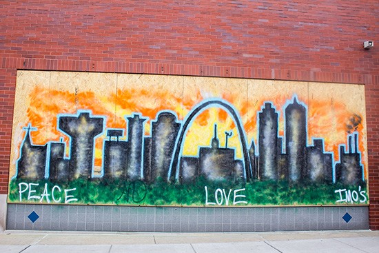 One of the many murals painted by volunteers on South Grand. | Photos by Mabel Suen