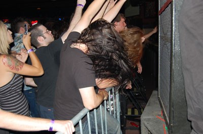 Top Thirteen Signs You Know You're at a Metal Show