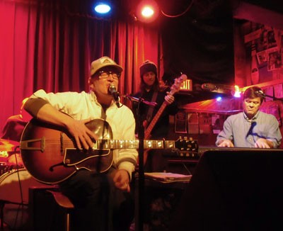 Show Review: Lambchop and Theodore at Off Broadway, Friday, January 23, 2009