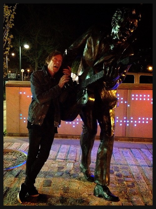 Legs McNeil at the Chuck Berry statue on Delmar Boulevard - Jaime Lees