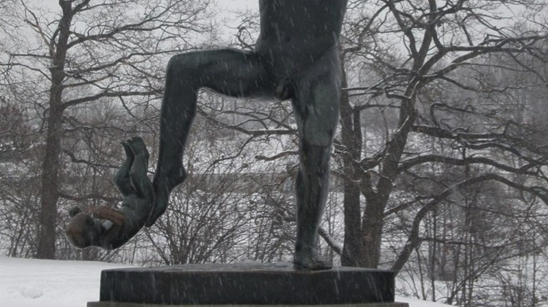 5 Naked Dude Statues With Better Wieners Than the One Clayton Rejected (2)