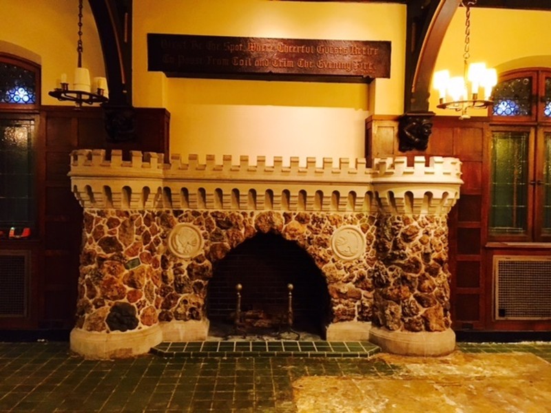 That's some fireplace. - COURTESY OF DAS BEVO