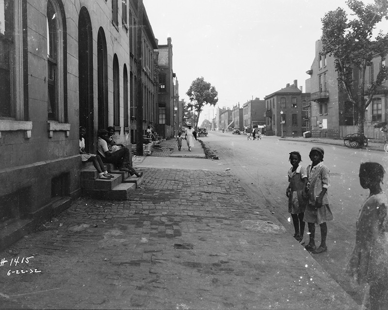 A 1932 photo of a St. Louis street, one of hundreds of unidentified images in a photo collection. - LEMEN COLLECTION ST. LOUIS PUBLIC LIBRARY