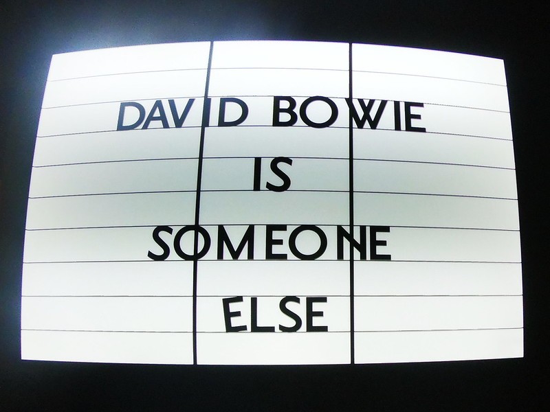 David Bowie is Real-Life Space Alien. No, Seriously.