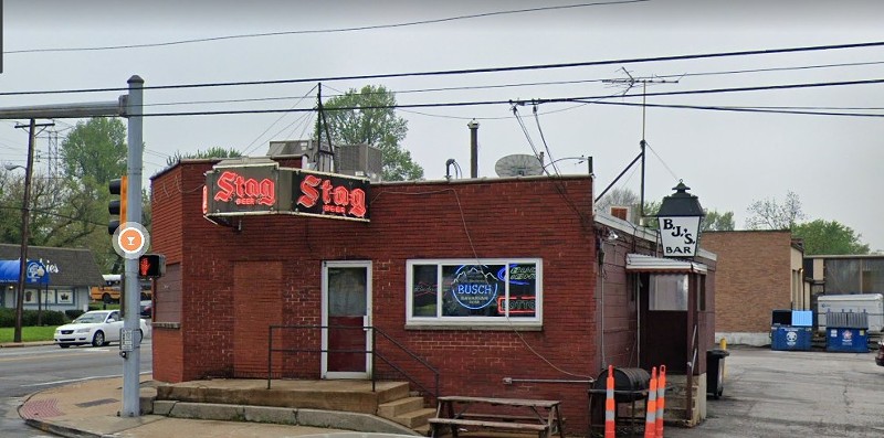 BJ's Bar & Restaurant is a Florissant institution. - Image via Google Maps