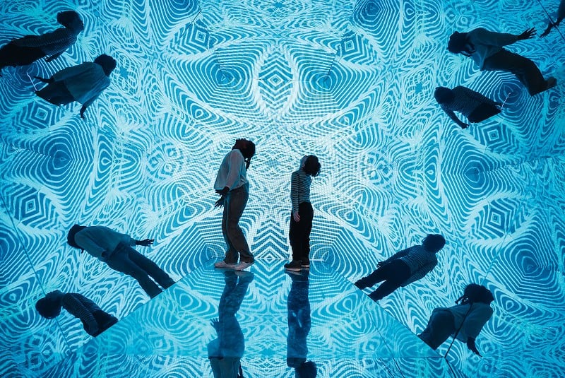 You can walk in a human-sized kaleiodoscope at City Foundry's new Museum of Illusions.