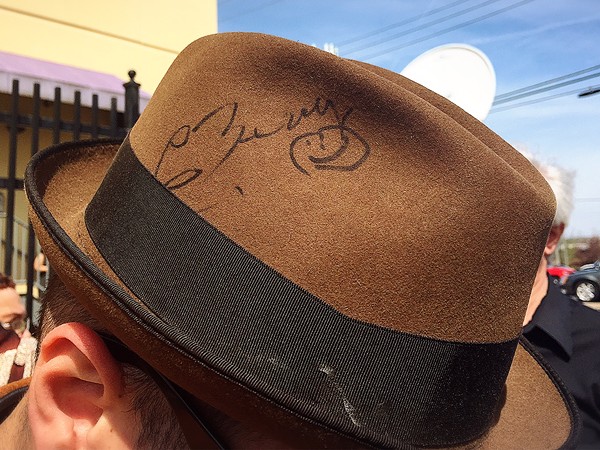Mat Wilson of Loot Rock Gang and his hat autographed by Berry - photo by Jaime Lees