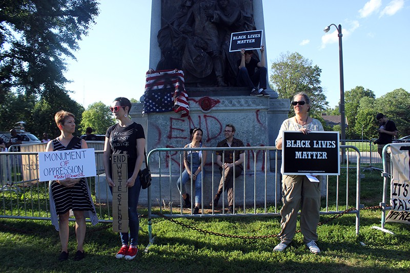 With St. Louis' Confederate Monument Under Fire, Peggy Hubbard Steps Up in Defense (2)