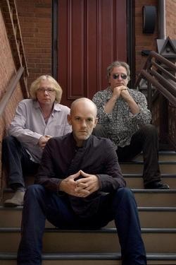 R.E.M. Accelerate: An Advance Review and Song-by-Song Analysis of the  Band's New Album, St. Louis