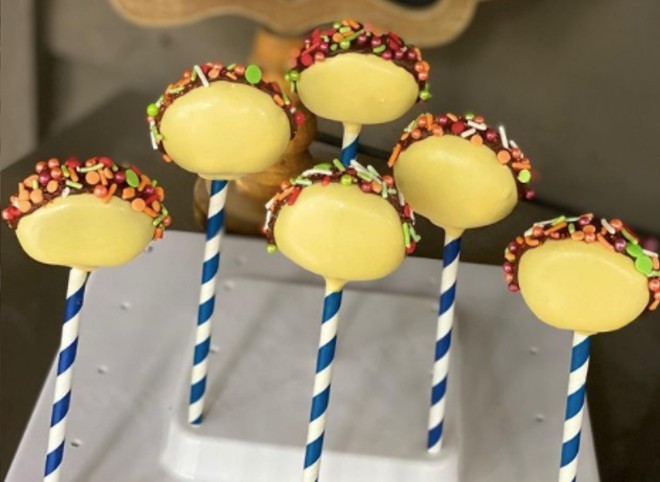 Sauce Magazine - Amy's Cake Pop Shop and Boozy Bites will debut a  brick-and-mortar in April in Webster Groves